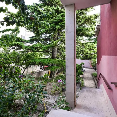 Apartment Petar